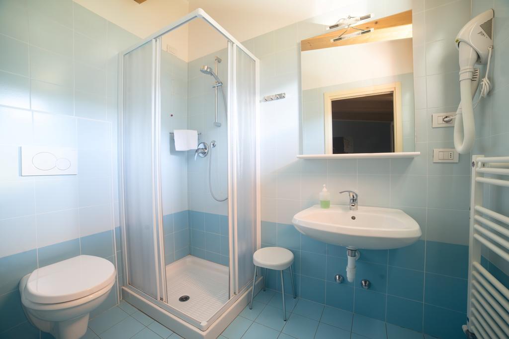 Hostel L'Ost - Ostello Di Grumes Екстер'єр фото