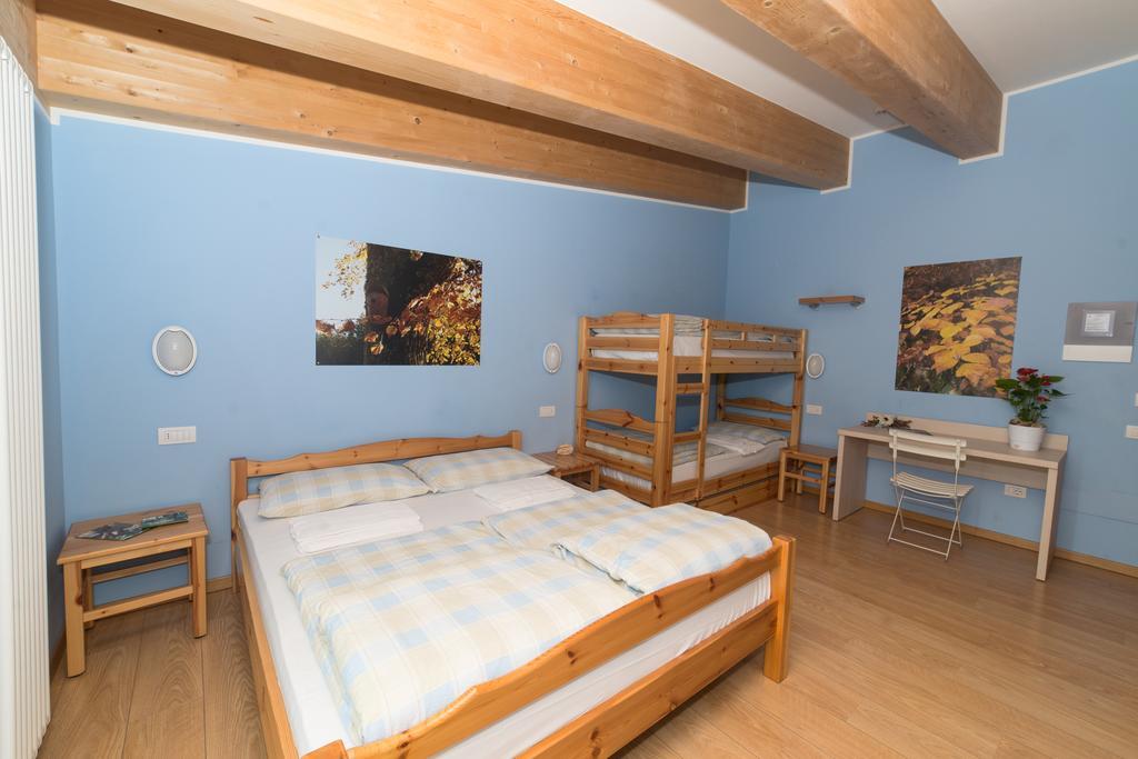 Hostel L'Ost - Ostello Di Grumes Екстер'єр фото