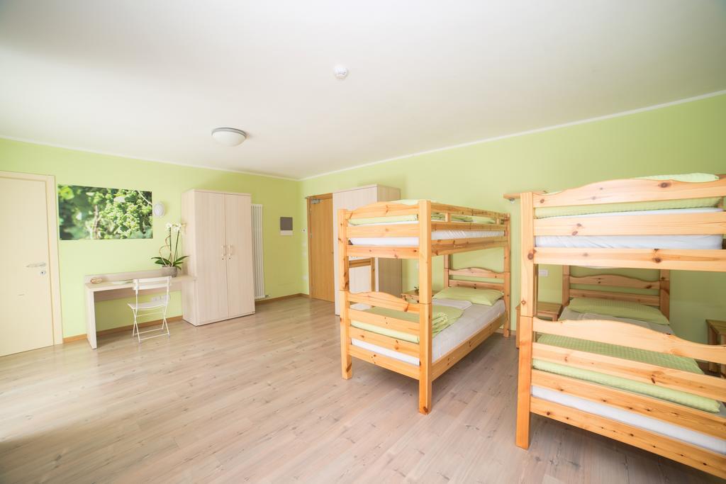 Hostel L'Ost - Ostello Di Grumes Екстер'єр фото