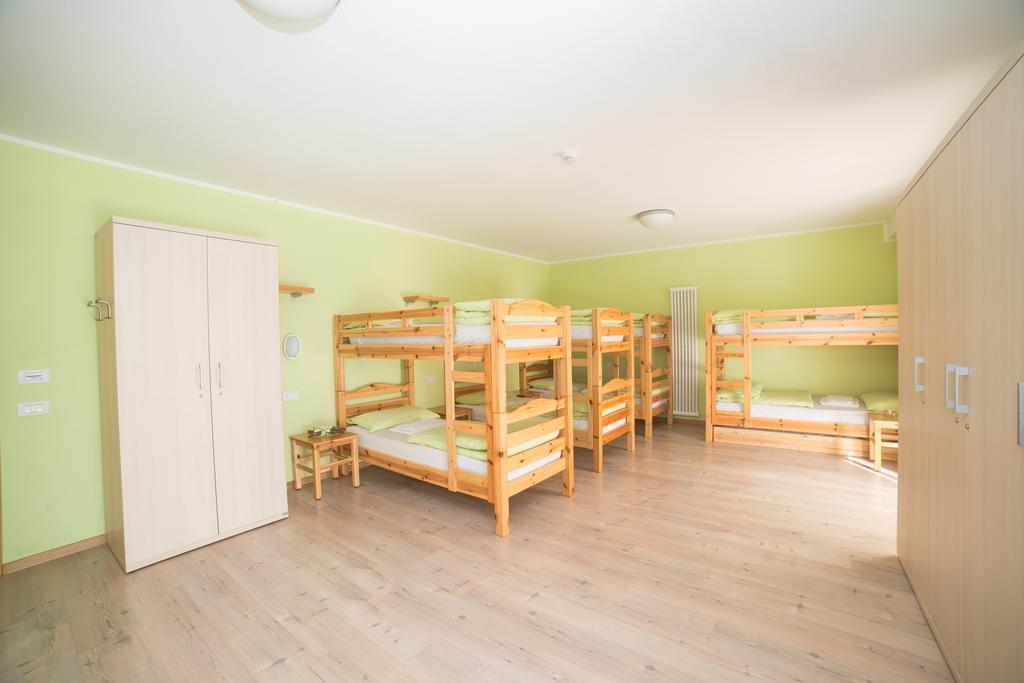 Hostel L'Ost - Ostello Di Grumes Екстер'єр фото