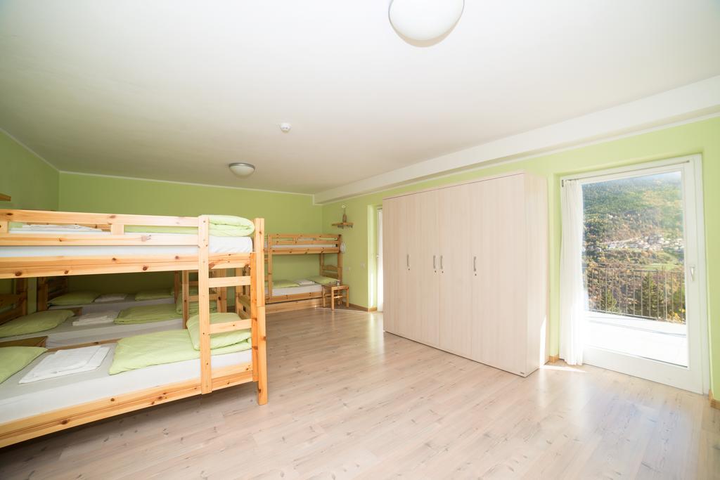 Hostel L'Ost - Ostello Di Grumes Екстер'єр фото