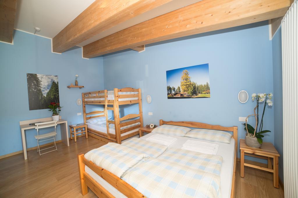 Hostel L'Ost - Ostello Di Grumes Екстер'єр фото