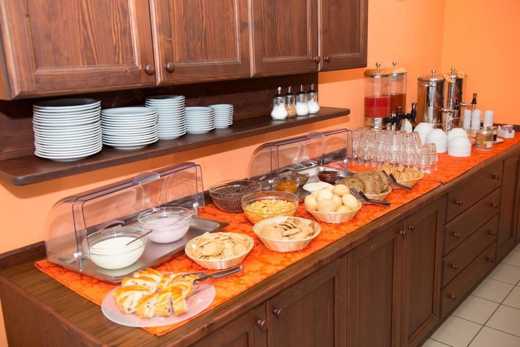 Hostel L'Ost - Ostello Di Grumes Екстер'єр фото